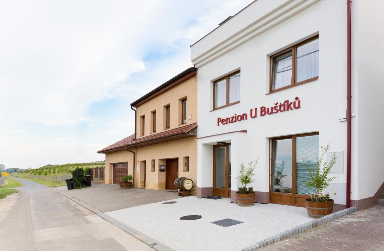 Penzion U Bustiku Sardice Kültér fotó